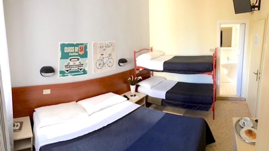 Hotel Byron Solo Per Giovani ريتشوني المظهر الخارجي الصورة
